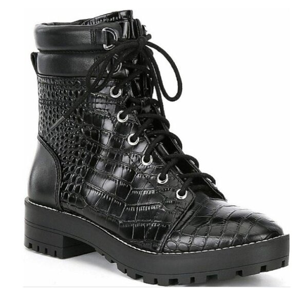 Gianni Bini Size 6.5 Black Chunky Combat Heel Boot Lace Up Textured Low Heel - Picture 1 of 15